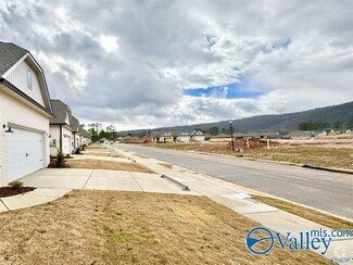 Building Photo - 6028 Gardner Maples Dr SE