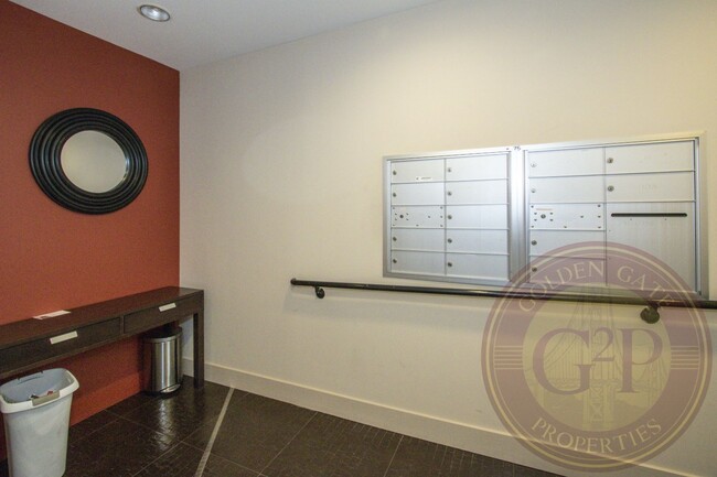 Foto del edificio - SoMa - 1 BR, 1 BA Condo 569 Sq. Ft. - 3D V...