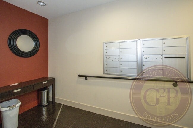 Foto del edificio - SoMa - 1 BR, 1 BA Condo 569 Sq. Ft. - 3D Virtual Tour, Parking Included