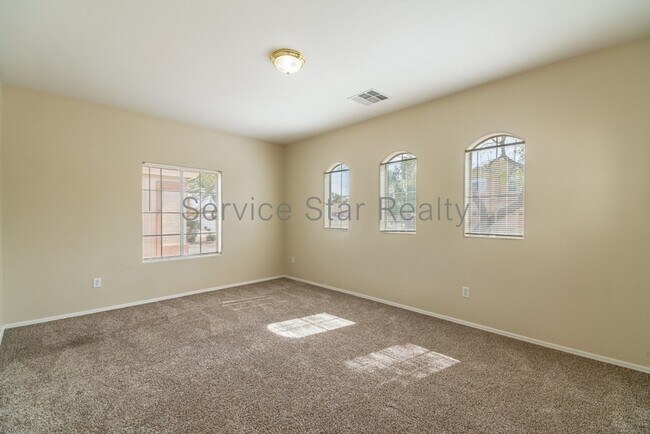 Foto del edificio - 11246 W Locust Ln