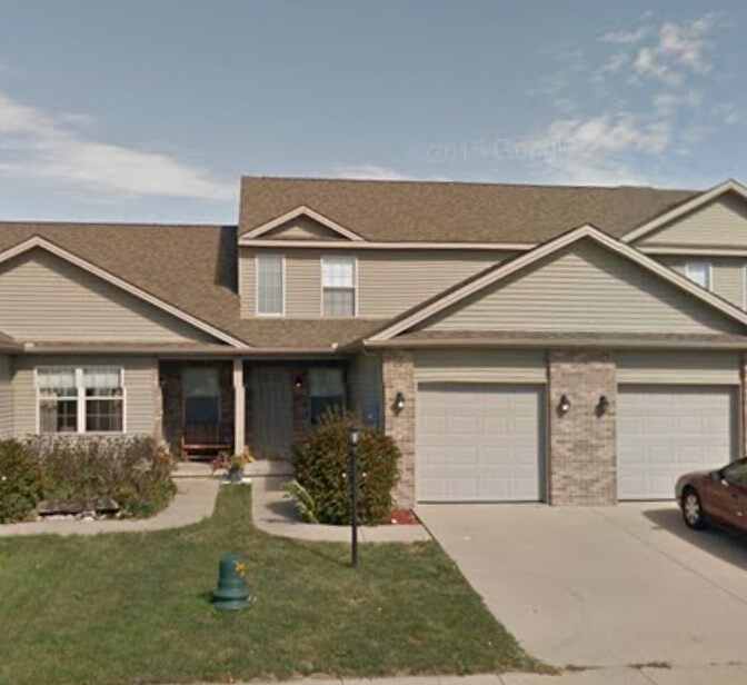 3810 Balmoral Dr, Champaign, IL 61822 Condo for Rent in Champaign, IL