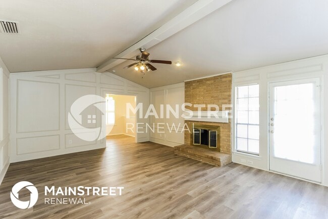 Building Photo - 621 Granada Dr
