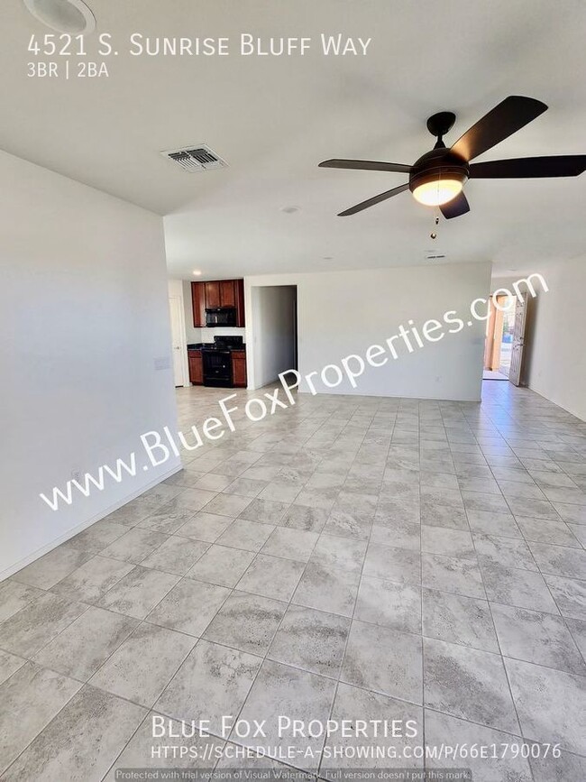 Foto del edificio - 4521 S. Sunrise Bluff Way