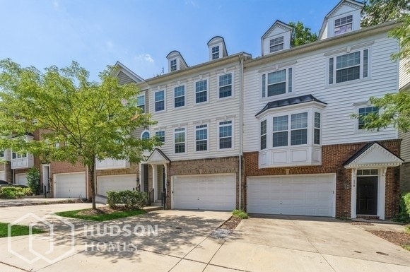 Foto principal - AVAILABLE NOW! - 528 Tailgate Terrace, Nor...