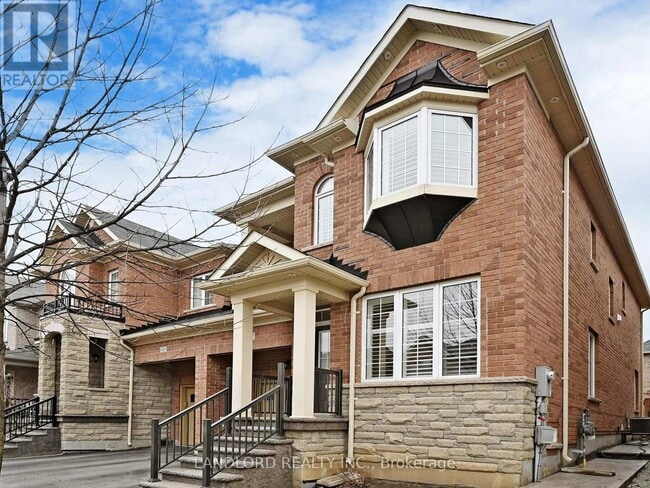 Building Photo - 1457 Haws Crescent