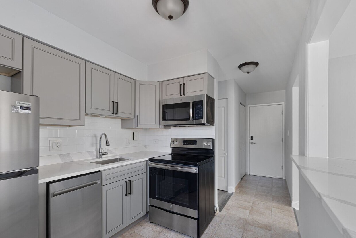 Foto principal - 6021 N Winthrop Ave