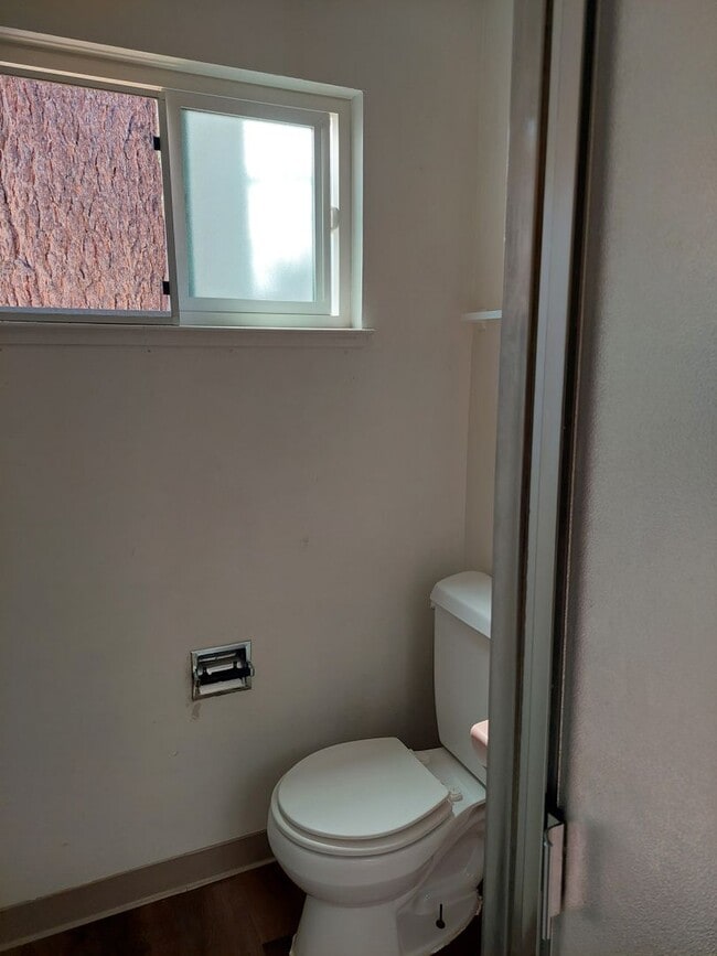 Foto del edificio - One bedroom apartment near Stateline