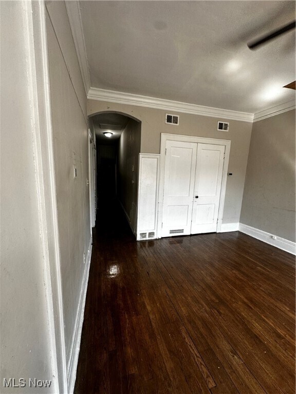 Foto del edificio - 10018 Lorain Ave
