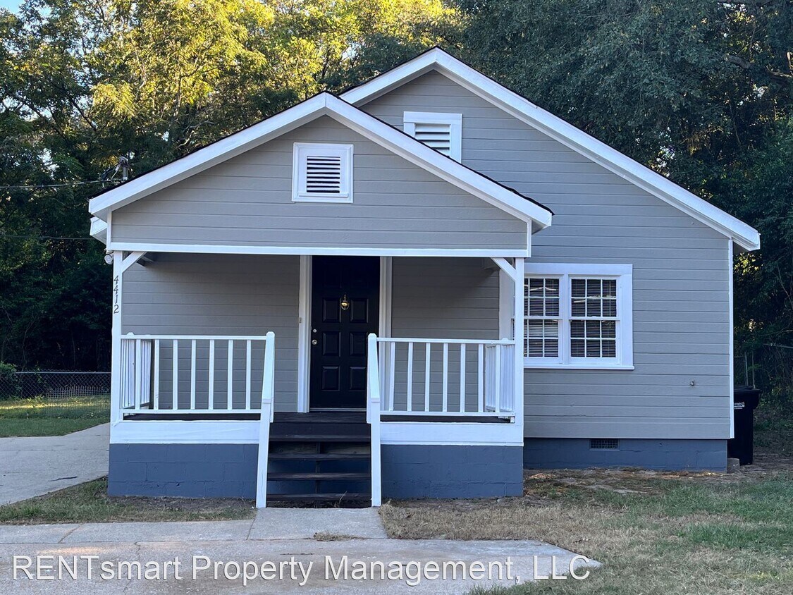 Foto principal - 3 br, 2 bath House - 4414 Forrest Road 441...