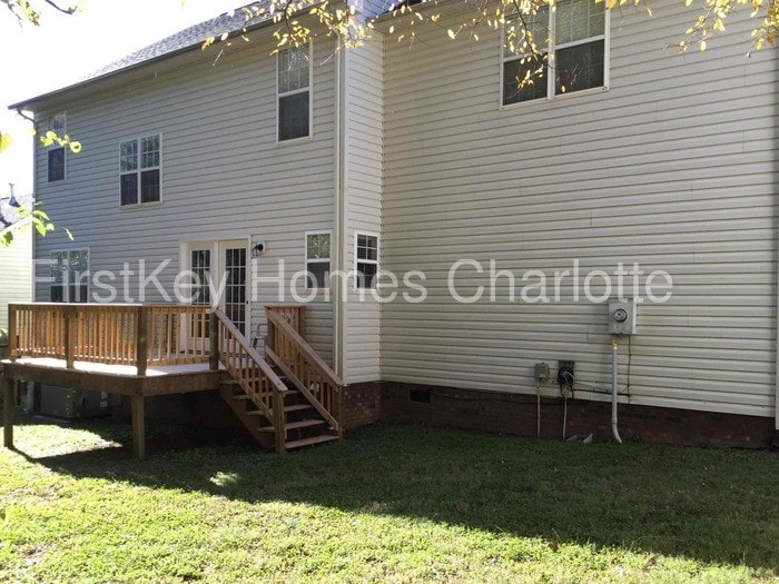 Building Photo - 457 Riverglen Dr NW
