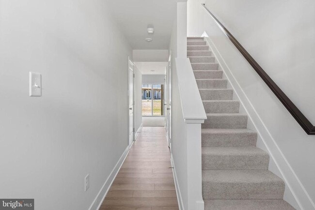 Building Photo - 29457 Oxford Dr