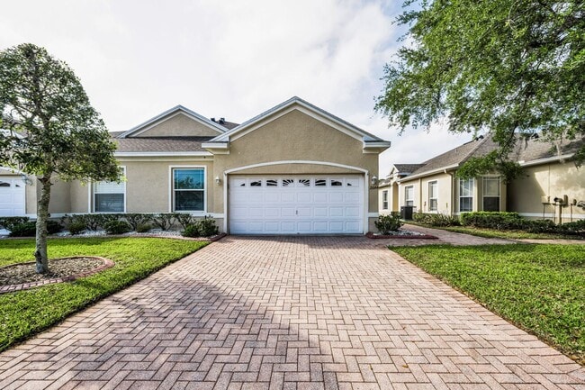 Photo - Beautifully Updated Villa House