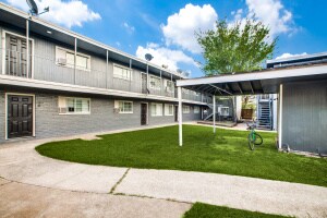 Building Photo - 4525 Weaver Rd