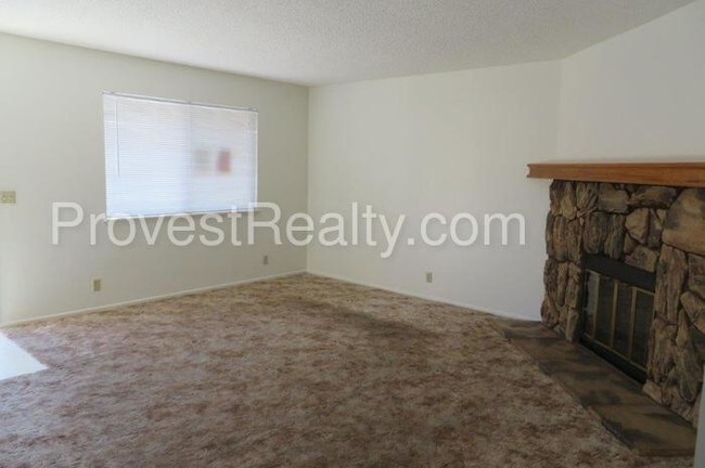 Building Photo - 15444 Kiamichi Rd