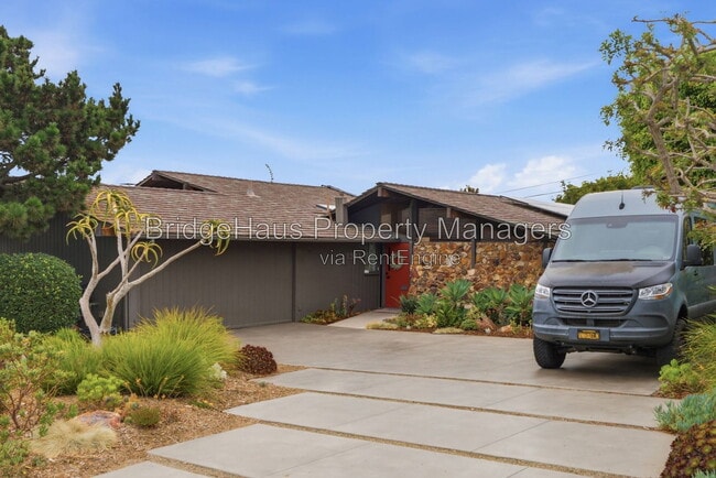Building Photo - 1541 Garrison Pl
