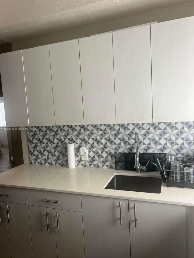 Foto del edificio - 301 86th St