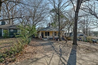 Building Photo - 1504 Nassau Blvd