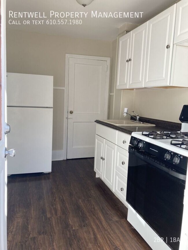 Building Photo - 2BR 1 BA Townhome, Darby PA  plus utilitie...