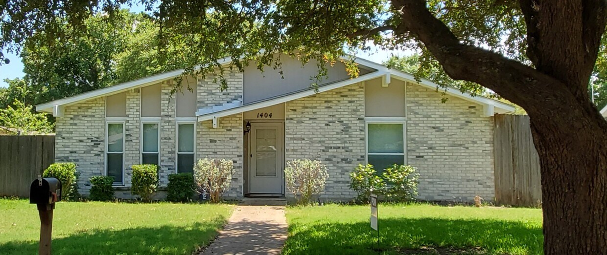 1404 Vanderbilt Dr, Plano, TX 75023 House for Rent in Plano, TX