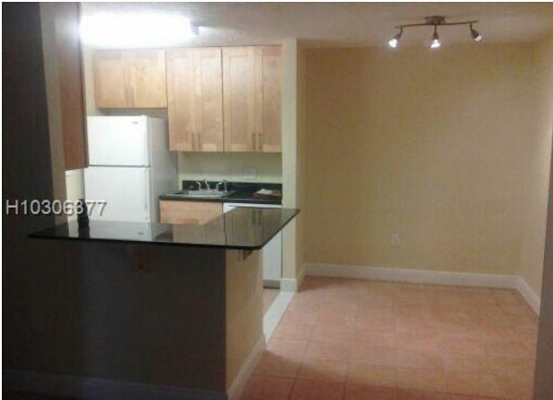 Foto del edificio - 2185 NE 169th St