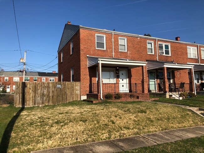 Foto del edificio - $2,250 / 3br - 1600ft2 - Recently Renovated Single Family Home   ** BALTIMORE COUNTY **