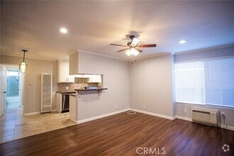 Building Photo - 3669 Empire Dr