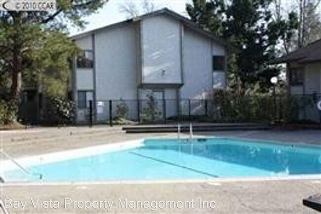 Building Photo - 1 br, 1 bath House - 1465 Marchbanks Dr. #2