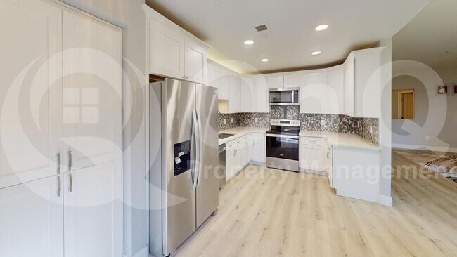 Foto del edificio - 15151 N Frank Lloyd Wright Blvd