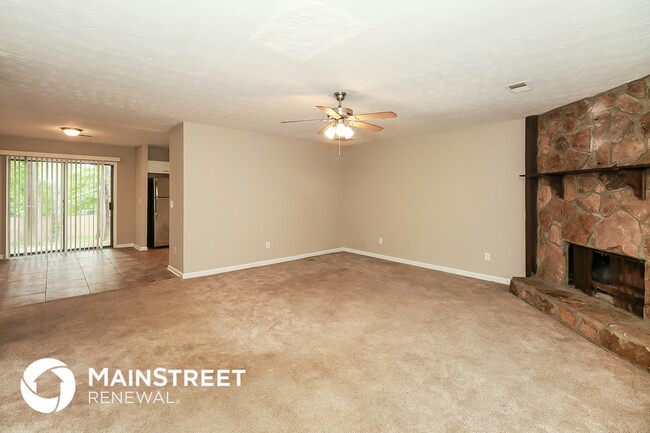 Building Photo - 8170 Winewood Ct