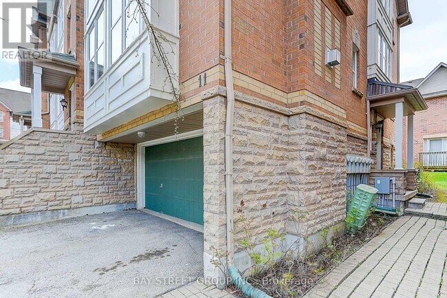 Building Photo - 11 Michael Way