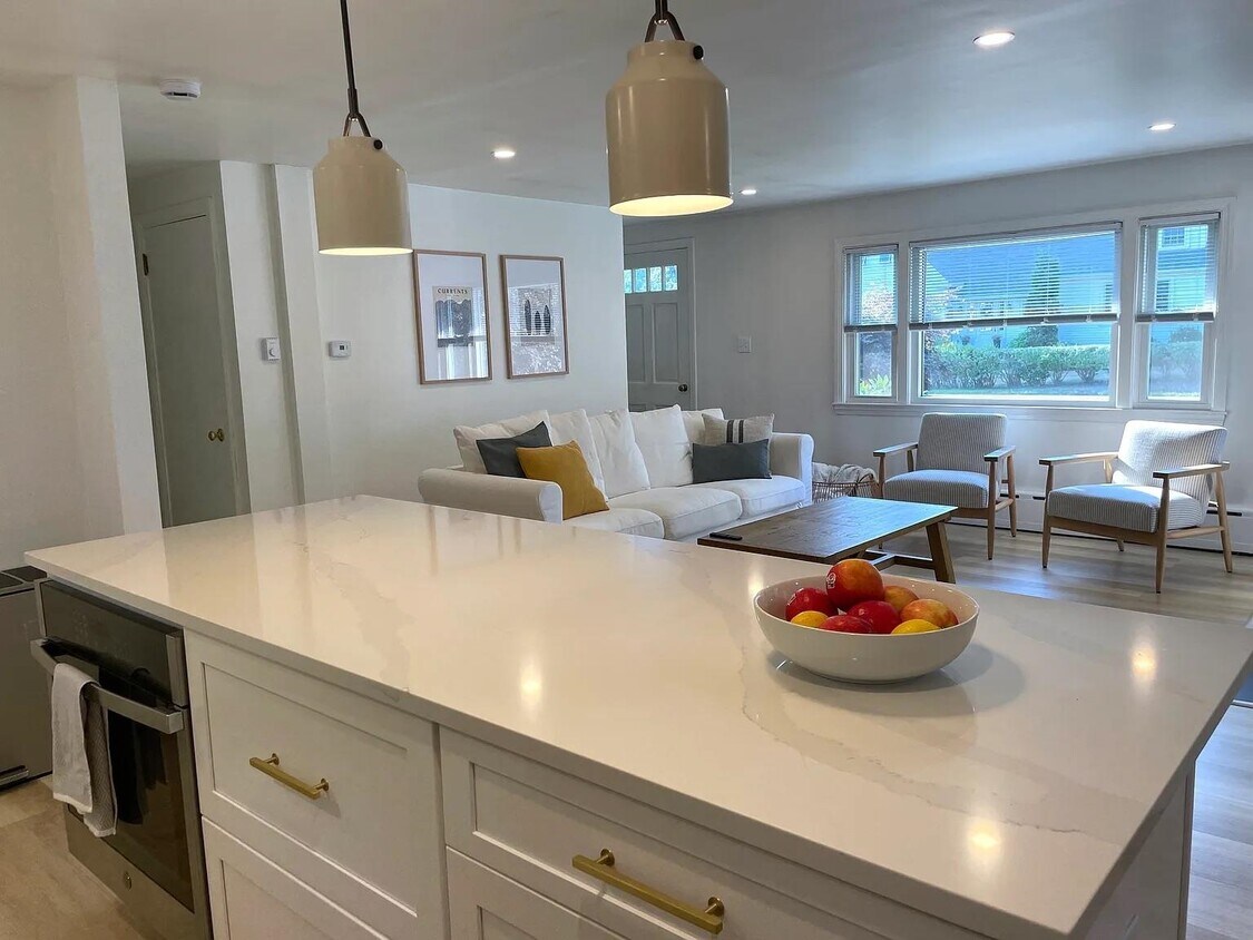 Foto principal - 370 Wallis Rd