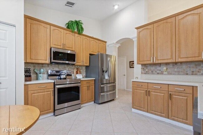 Building Photo - 3 br, 2 bath House - 9983 Torino Dr