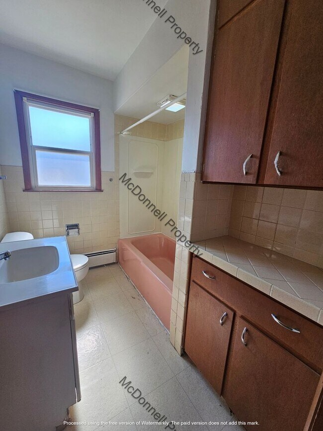 Foto del edificio - 1124 4th St W