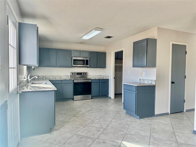 Foto del edificio - 600 Claiborn Ln