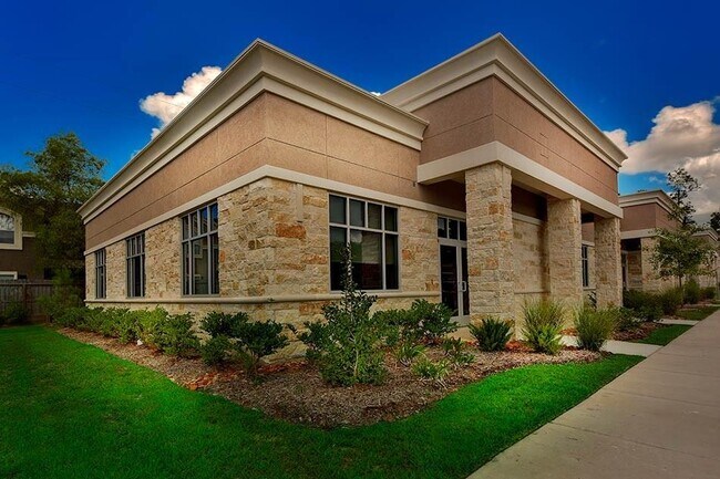 Building Photo - 2219 Sawdust Rd