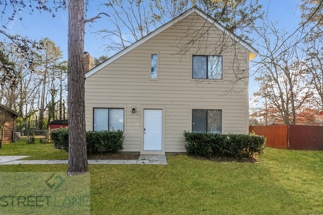 Building Photo - 6525 Piney Path Rd