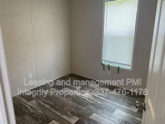 Foto del edificio - 643 Robert Dailey Rd
