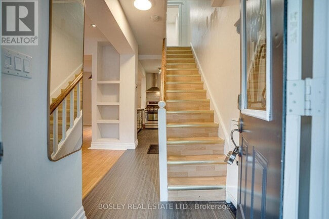 Building Photo - 20 Connaught Ave