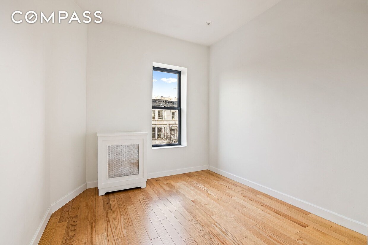 450 50th St, Brooklyn, NY 11220 Townhome Rentals in Brooklyn NY