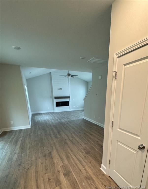 Foto del edificio - 360 Summerhill Rd