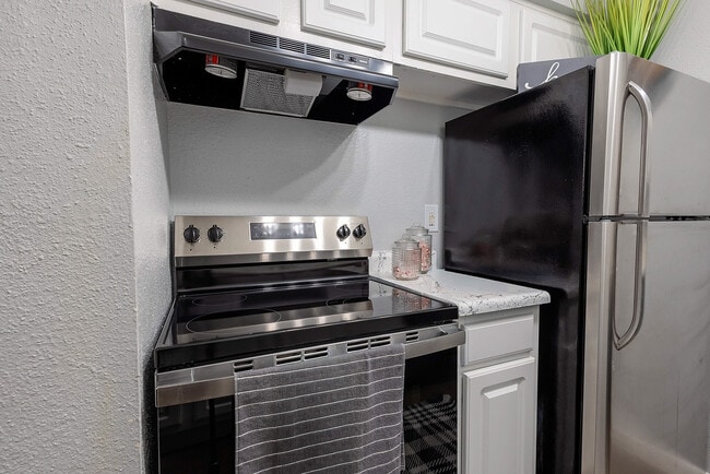 Building Photo - Steeplechase