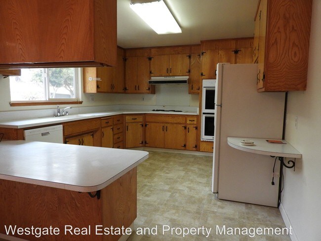 Building Photo - 4 br, 3 bath House - 15400 Valley Ford Road