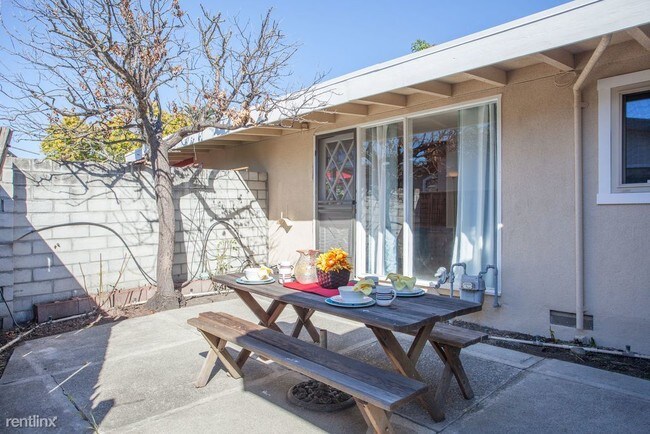 Foto del edificio - 3 br, 2 bath House - 123 Hamilton Avenue