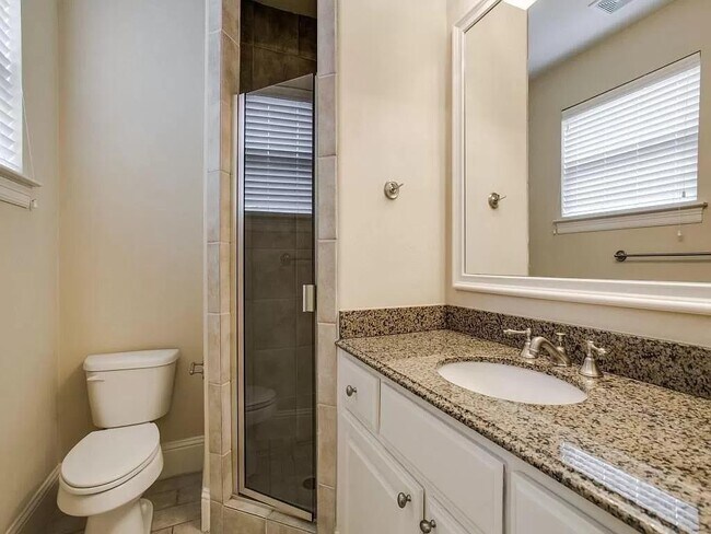 Building Photo - 4148 Grassmere Ln