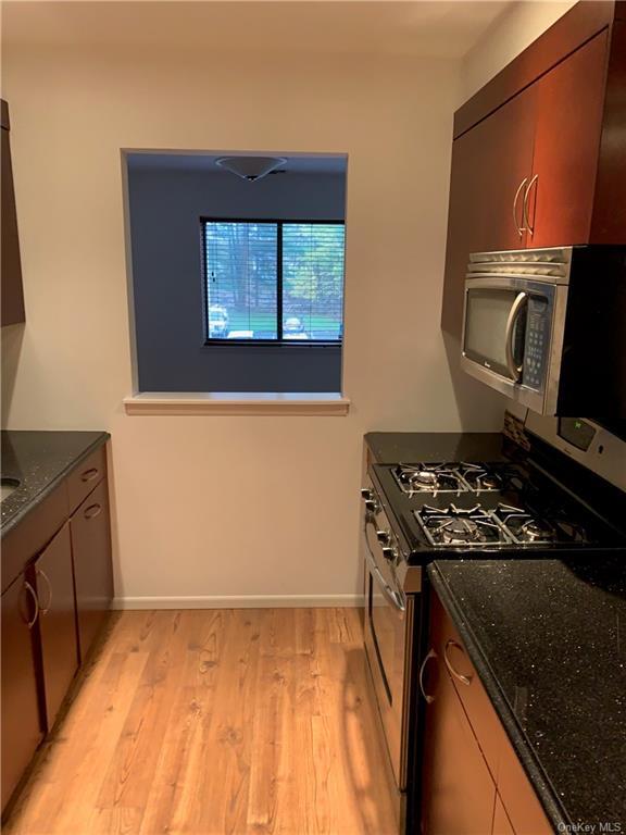 308 Town Hill Condominium Unit 5C, Nanuet, NY 10954 Condo for Rent