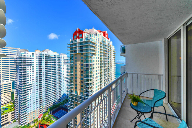 Foto del edificio - 1200 Brickell Bay Dr