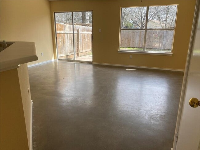 Building Photo - 9609 Nightjar Dr