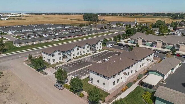 Foto del edificio - 676 Carlow Dr