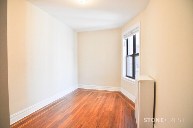 Building Photo - 550 Riverside Drive