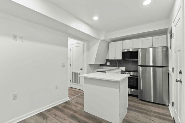 Photo - 1452 Smith Pl SE Apartment